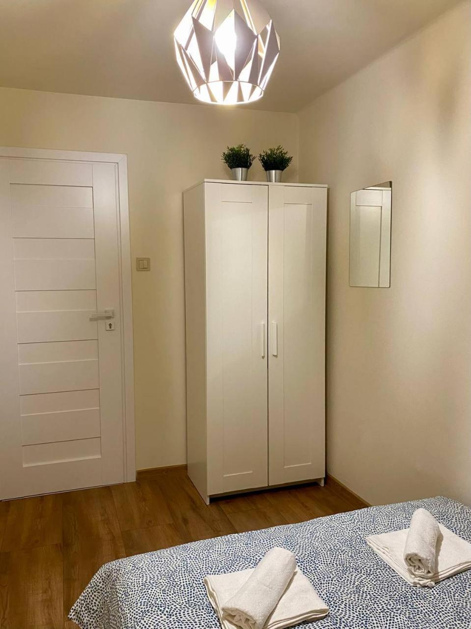 Halby Rooms Rondo Onz Varşovia Exterior foto